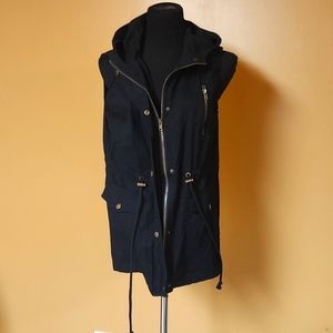 Zenana Outfitters Women's Cargo Vest with Hood Size Large